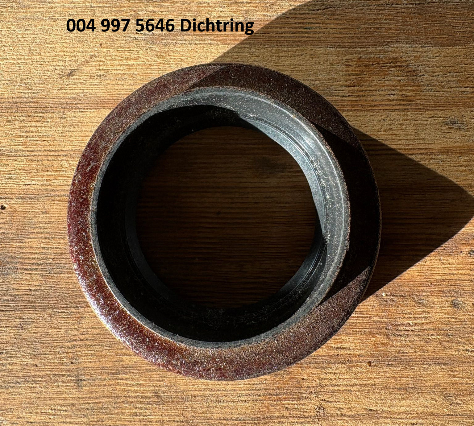 0049975646